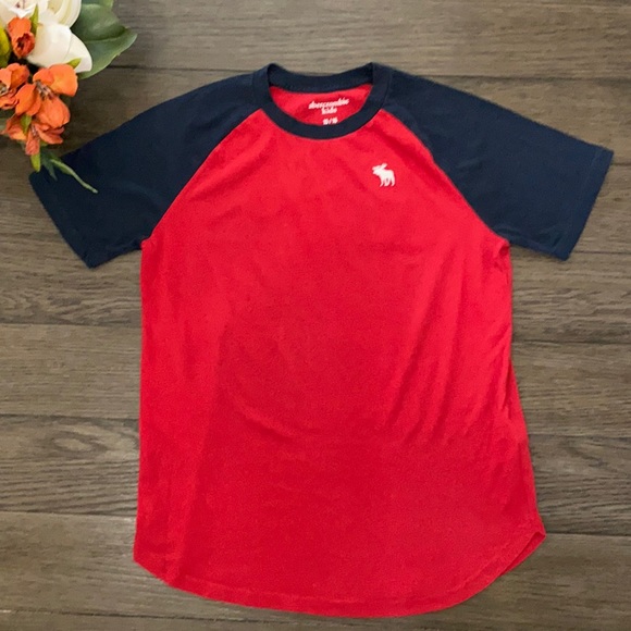 Abercrombie kids boys t-shirt size 15/16 - Picture 2 of 6